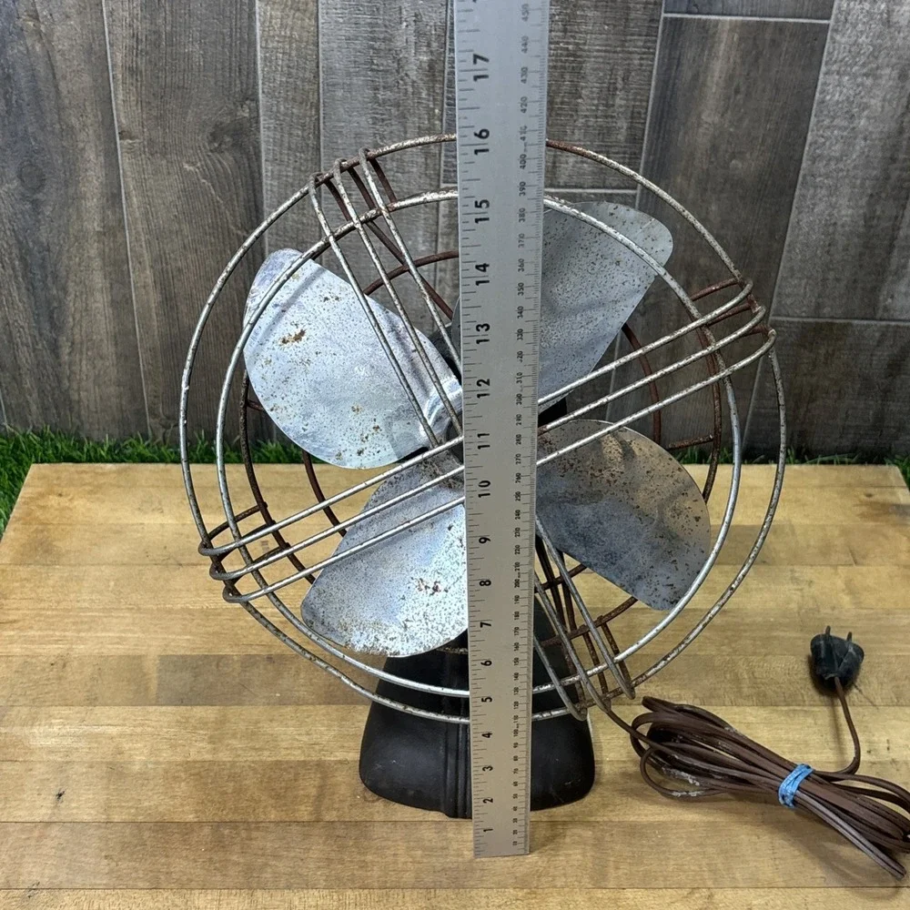 Vintage 1940s 4 Blade Metal Desk Fan Industrial Art Deco Parts Repair